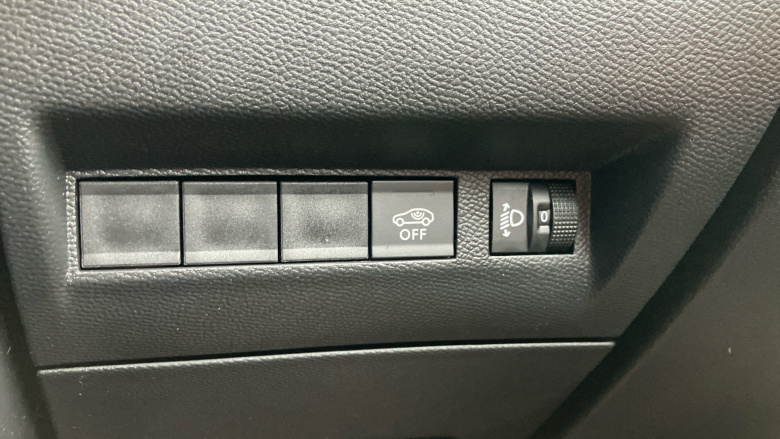 Peugeot 2008 1.2 PureTech 130 Allure 5dr Petrol Estate